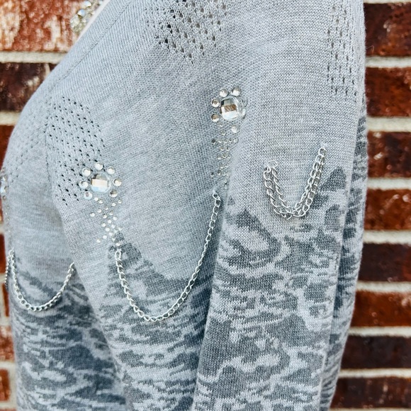 Cropped Sweater & Matching Tank Set - Picture 6 of 10